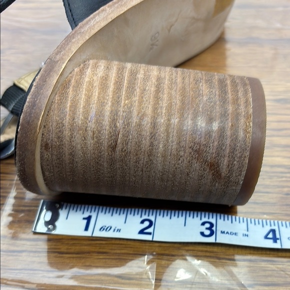 Madewell Leather Slingback Heeled Sandals - Picture 5 of 6